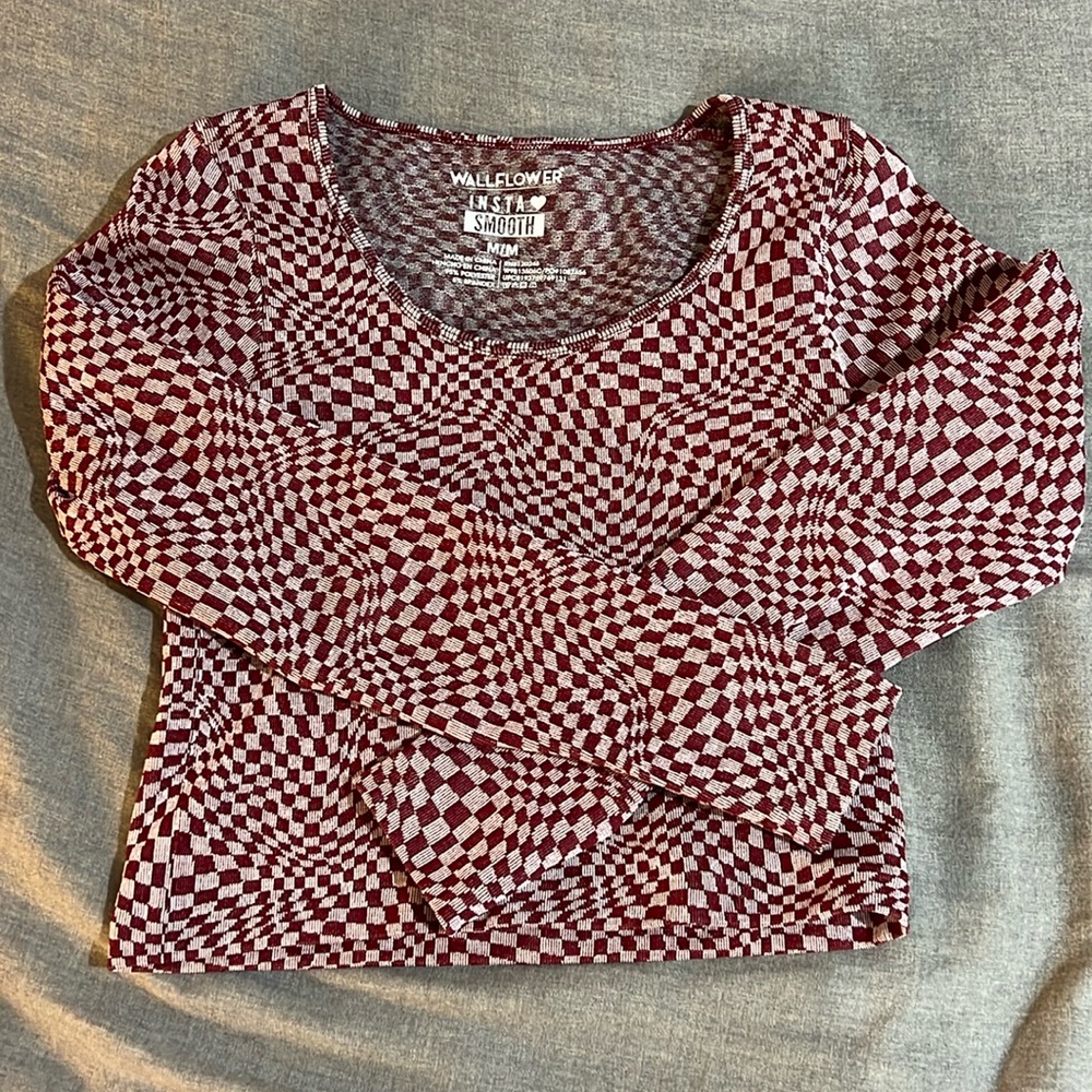 WallFlower Geometric Seamless Long Sleeve